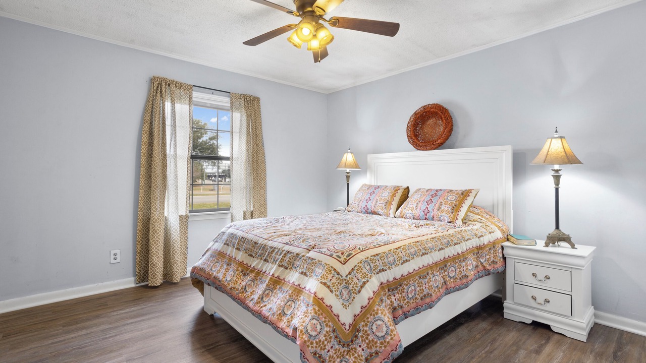 Photo of Bedroom in Biloxi