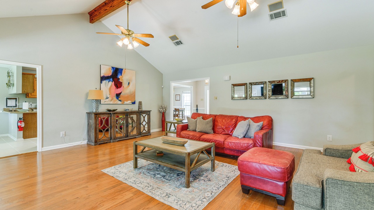 Photo of Livingroom in Diamondhead