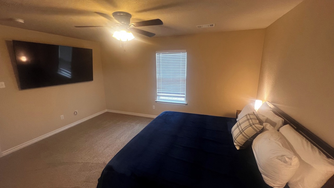 Photo of Bedroom in Poolville