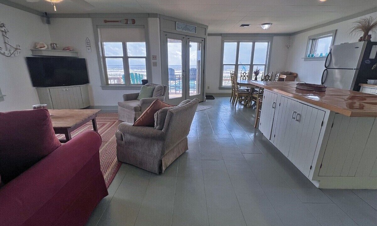 Photo of Livingroom in Grand Isle