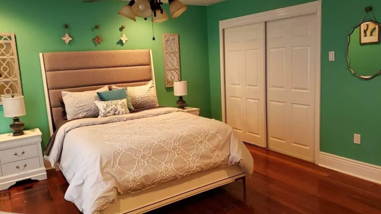 Photo of Bedroom in Algiers Point