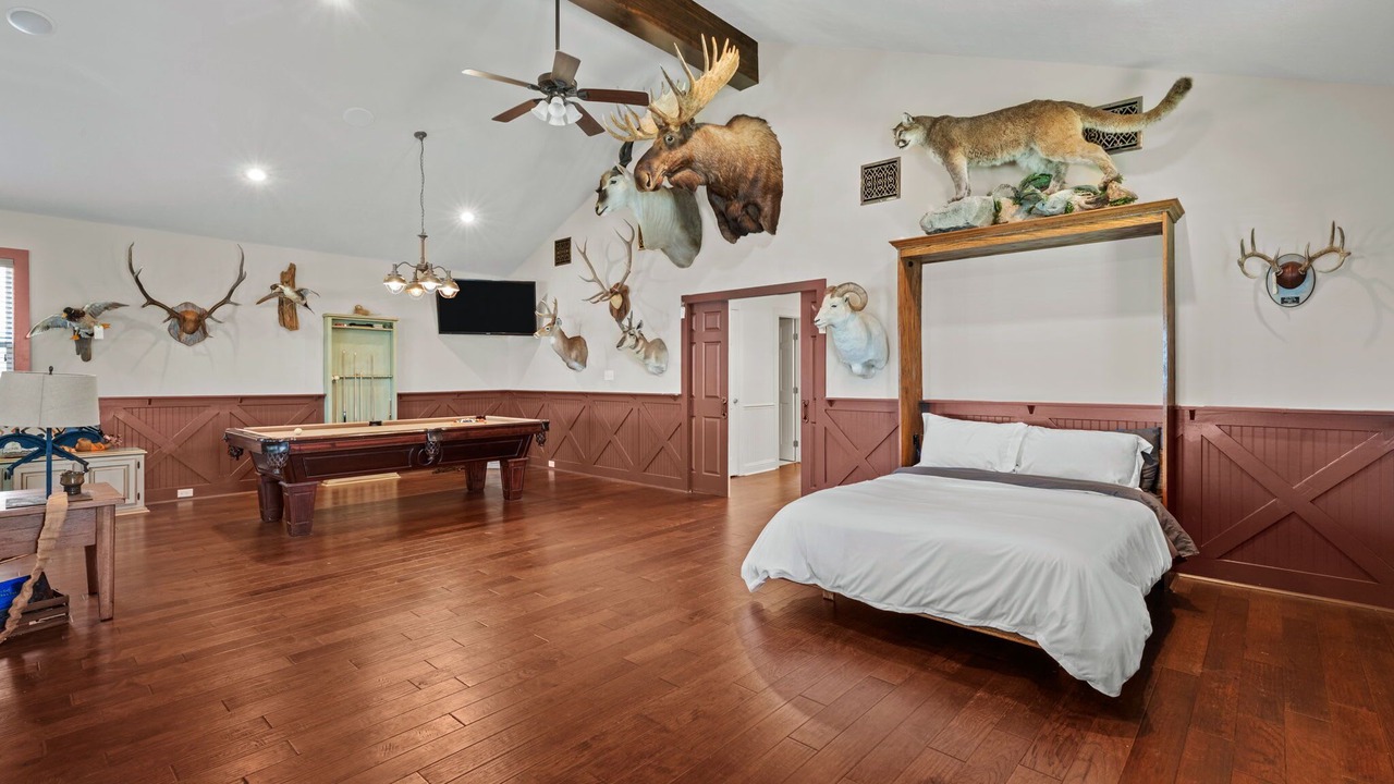 Photo of Bedroom in Sulphur