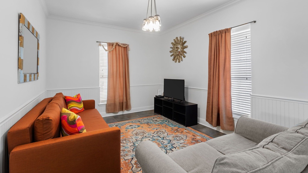 Photo of Livingroom in Sulphur