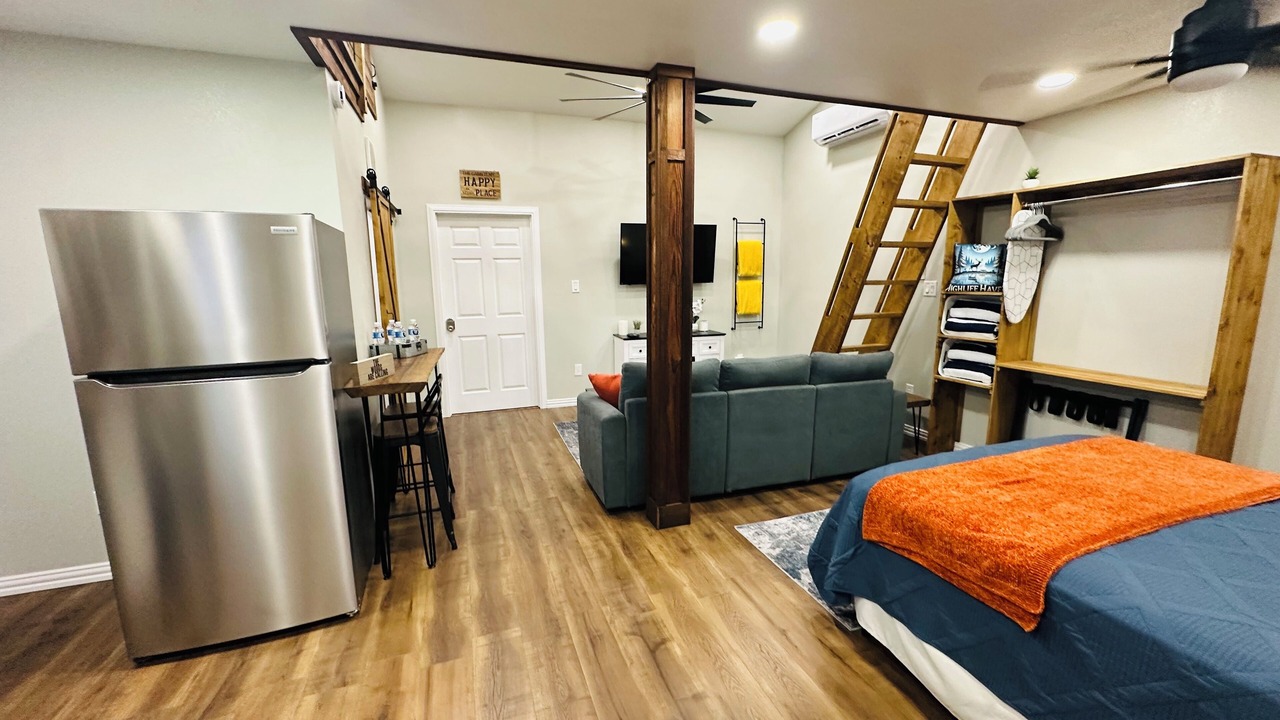 Photo of Bedroom in Kountze