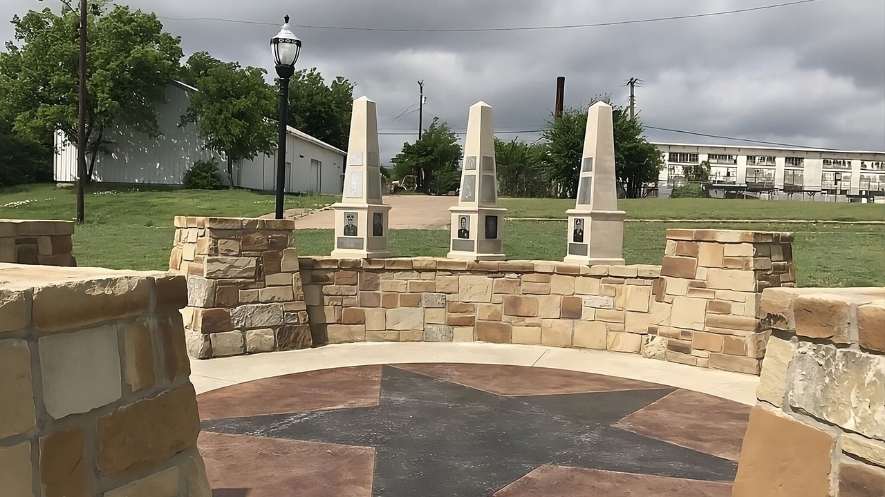 Photo of Others in Mineral Wells