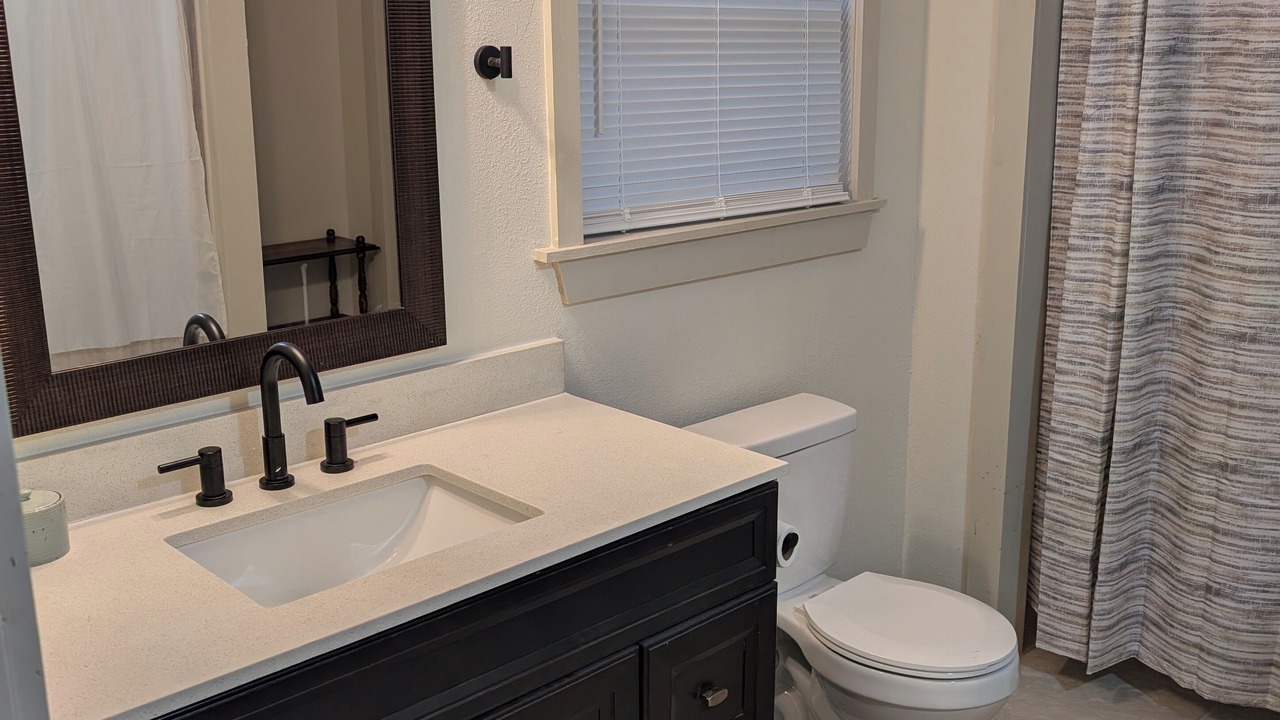 Photo of Bathroom in Lindale