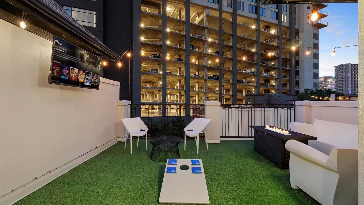 Photo of Patio Balcony in Downtown Dallas