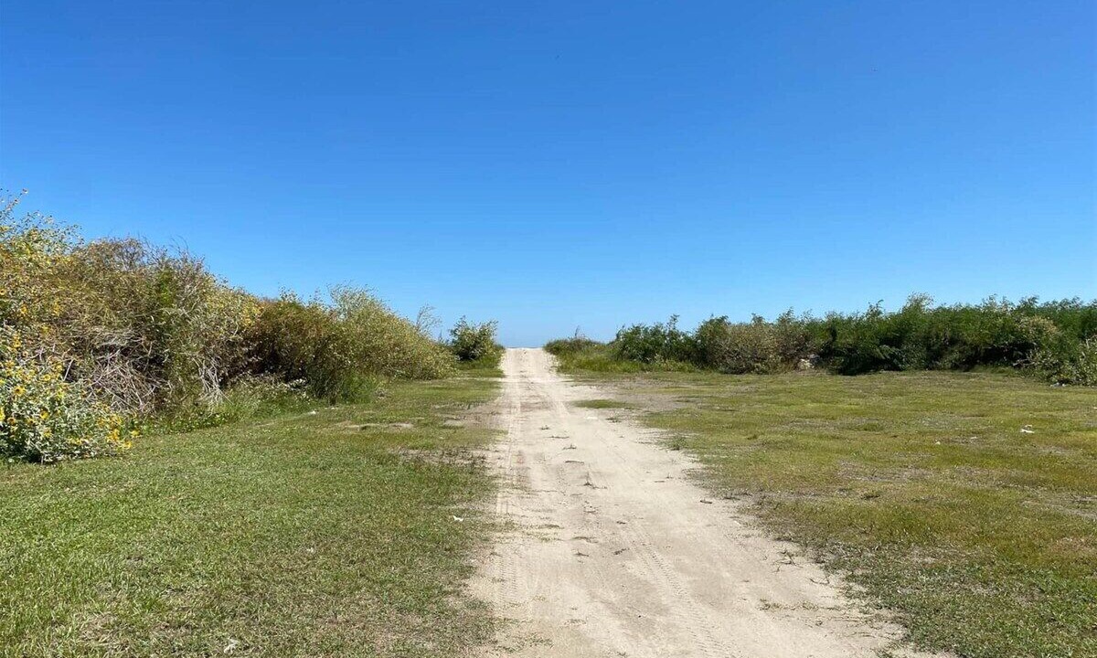 Photo of Others in Grand Isle