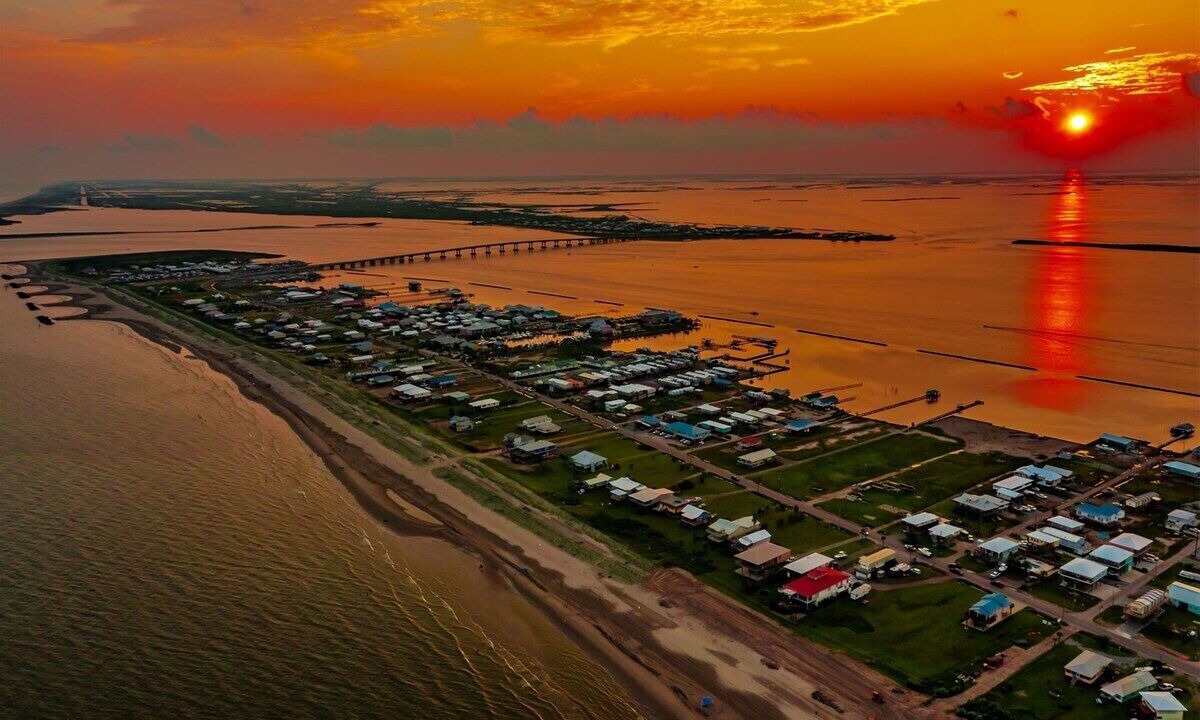 Photo of Others in Grand Isle