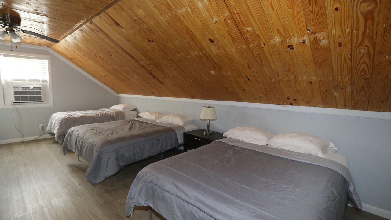 Photo of Bedroom in Golden Meadow