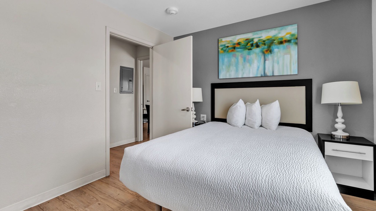 Photo of Bedroom in Far North Central