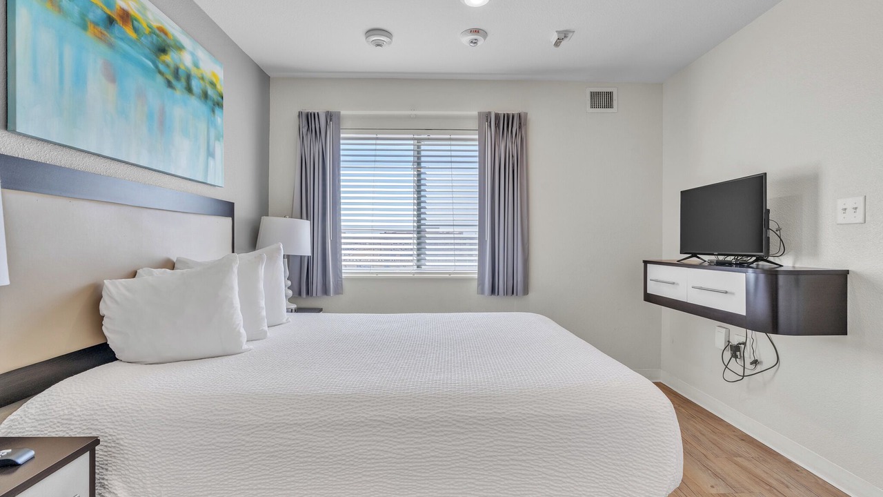 Photo of Bedroom in Far North Central
