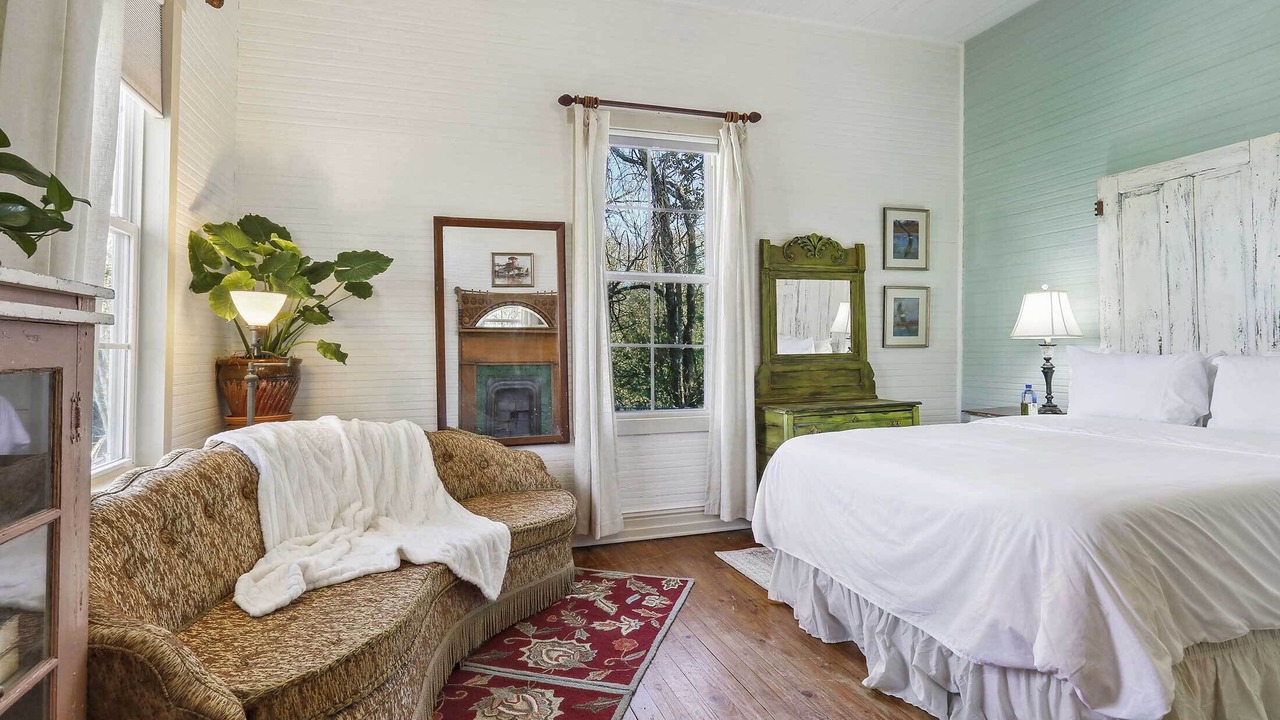 Photo of Bedroom in St. Francisville