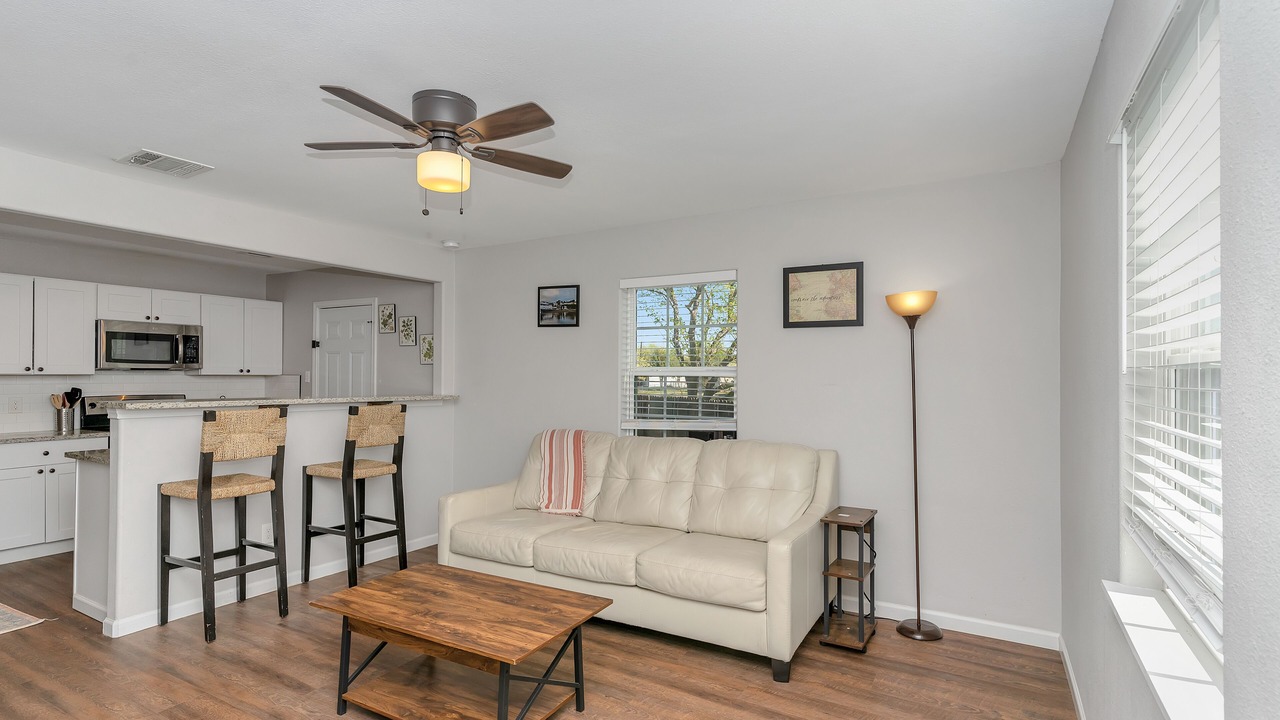 Photo of Livingroom in Grand Prairie