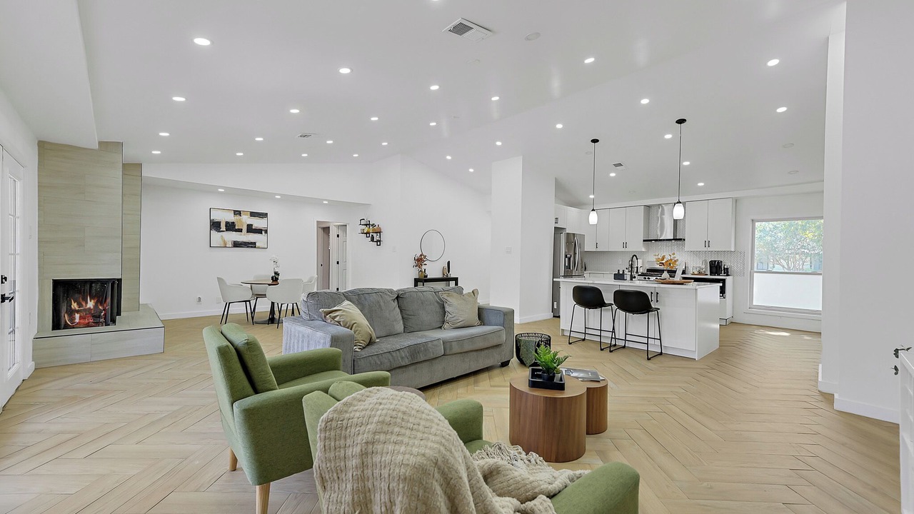 Photo of Livingroom in Northwest Dallas