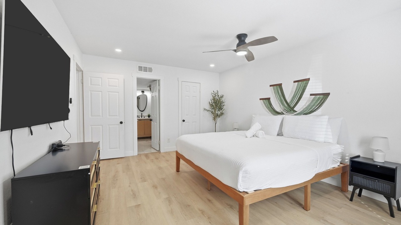 Photo of Bedroom in The Colony