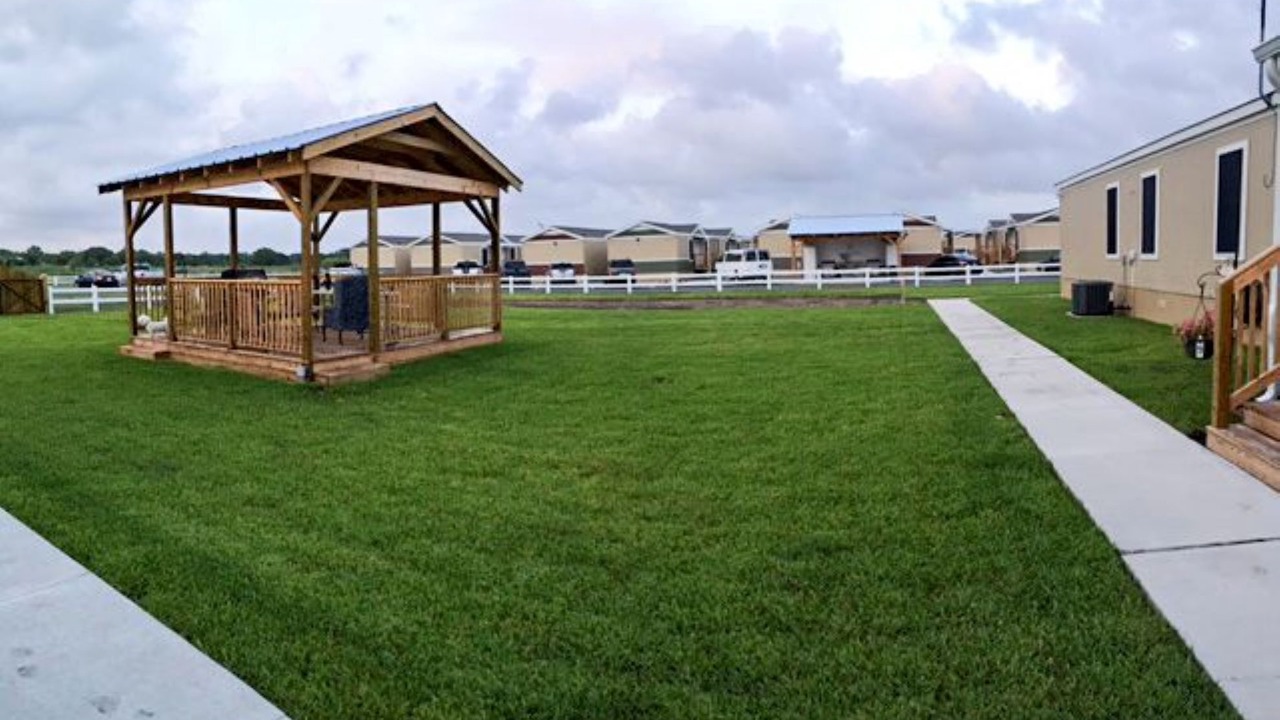 Photo of Outdoor in Lake Jackson