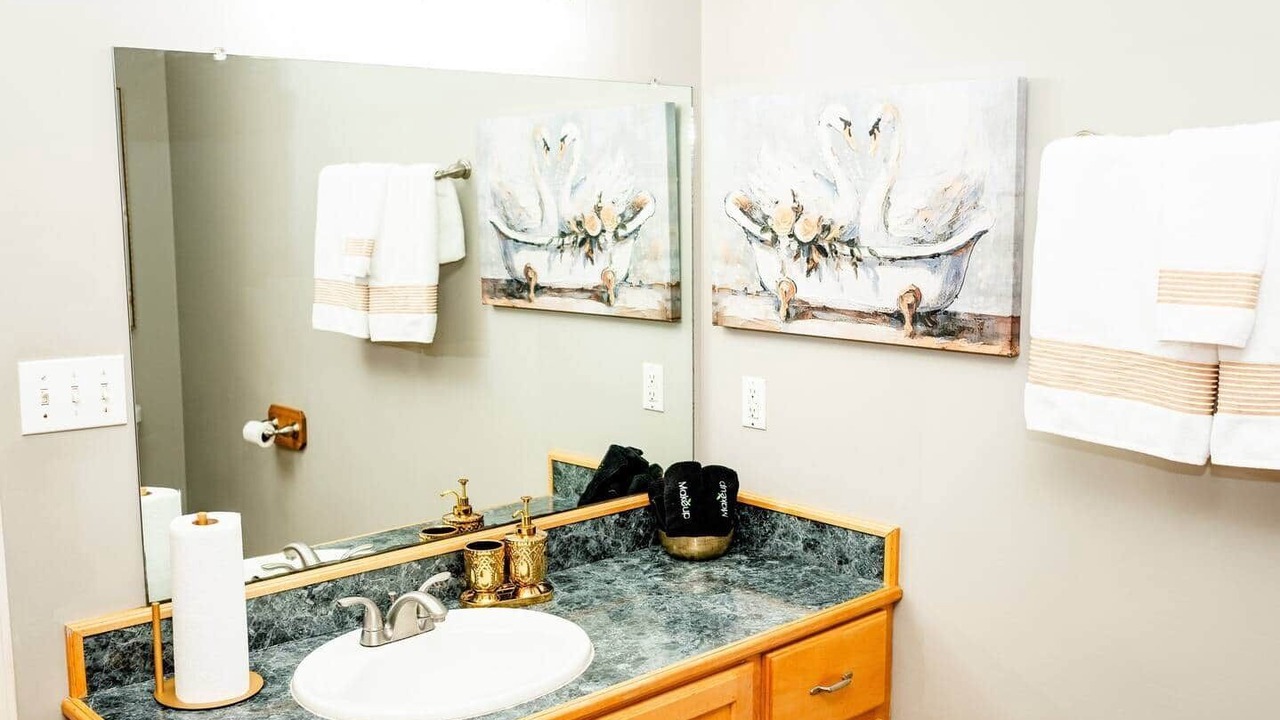 Photo of Bathroom in Broussard