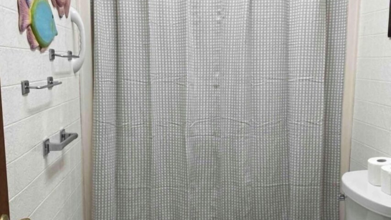 Photo of Bathroom in Cypremort Point