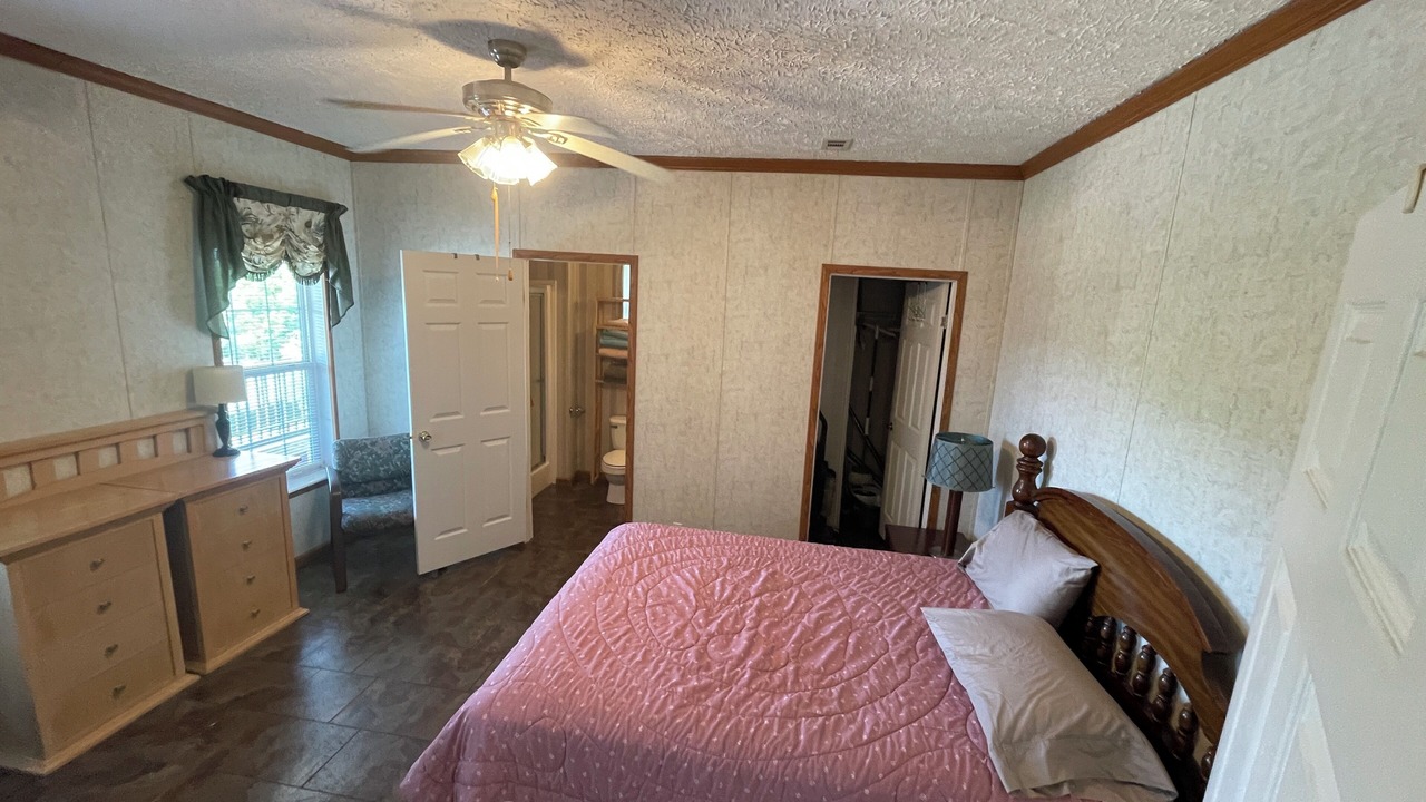 Photo of Bedroom in Delacroix