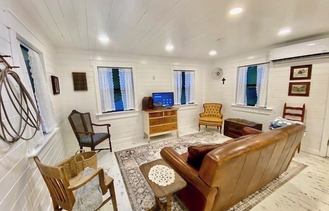 Photo of Livingroom in Sunset