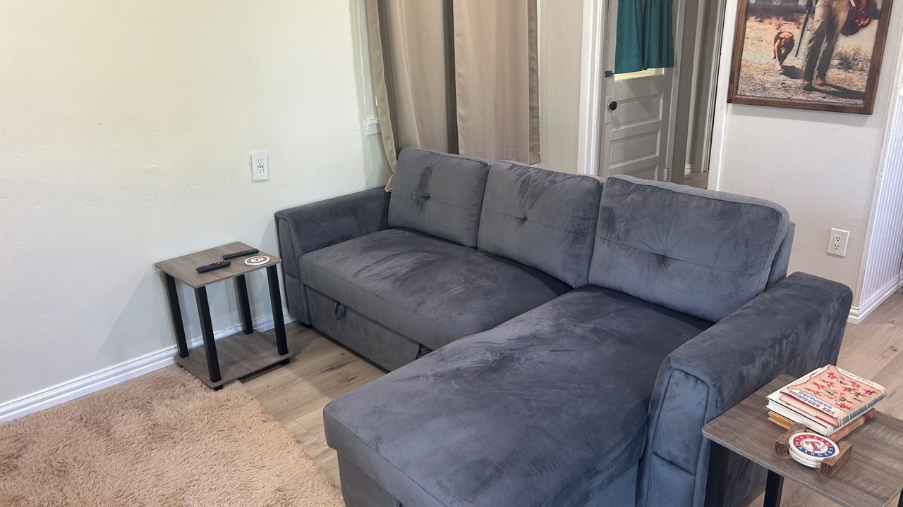 Photo of Livingroom in Newark