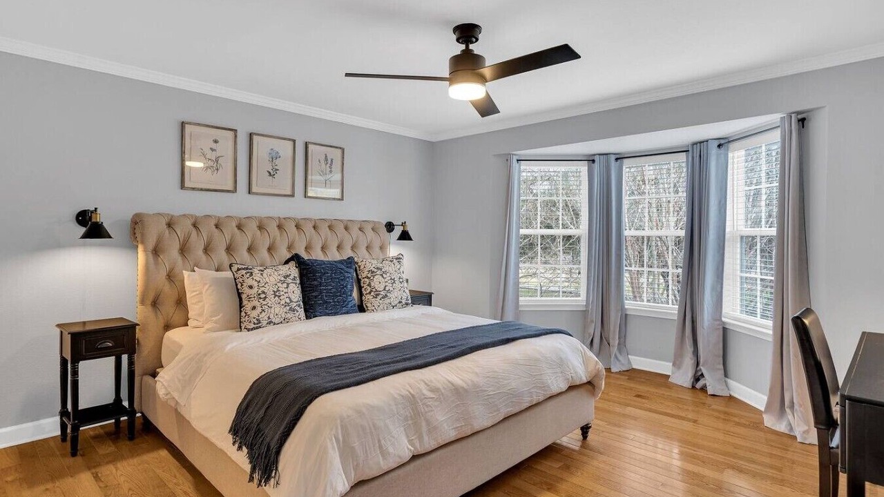 Photo of Bedroom in Mid-City