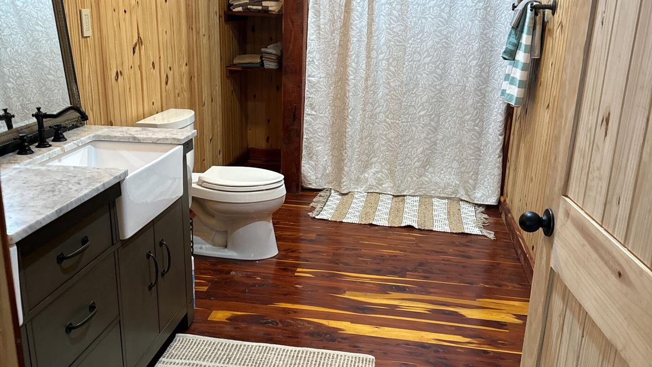 Photo of Bathroom in Shelbyville