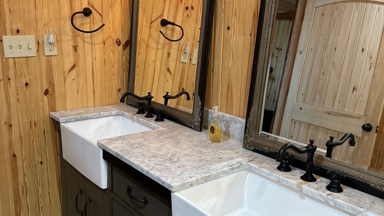 Photo of Bathroom in Shelbyville