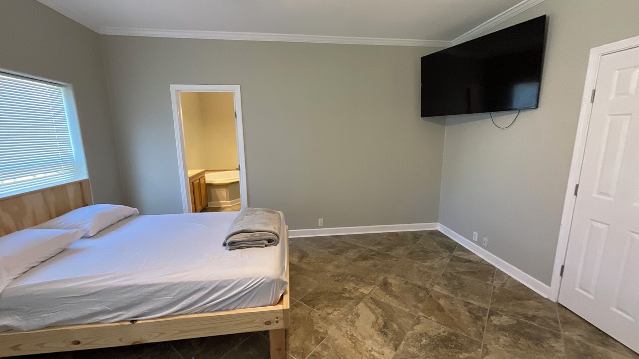 Photo of Bedroom in Jean Lafitte