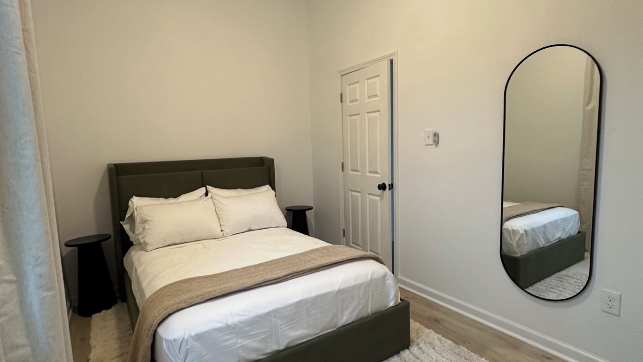 Photo of Bedroom in East Riverside