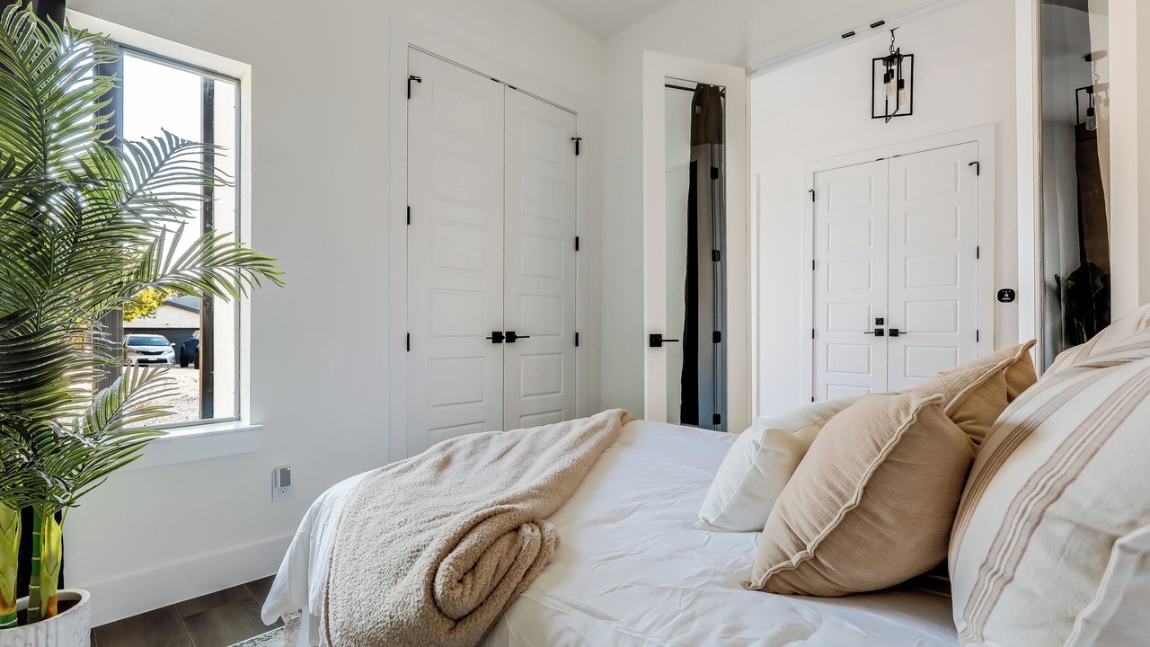 Photo of Bedroom in Highland Lake Estates