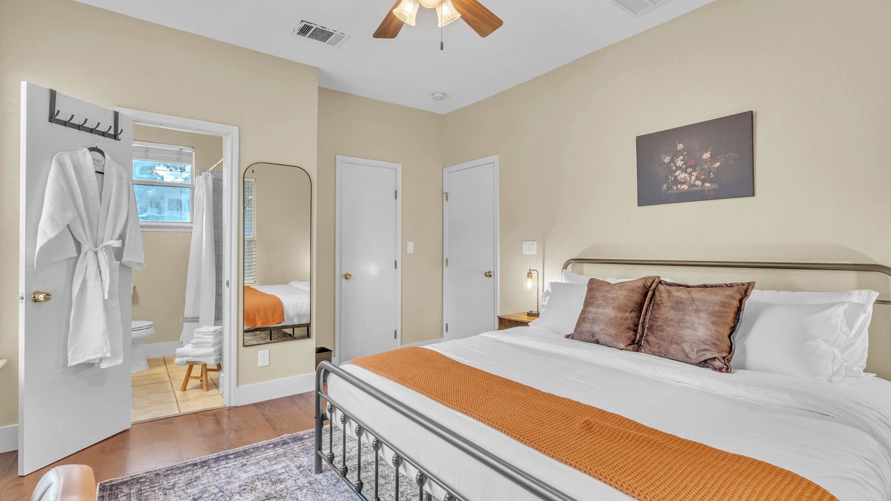 Photo of Bedroom in East Cesar Chavez