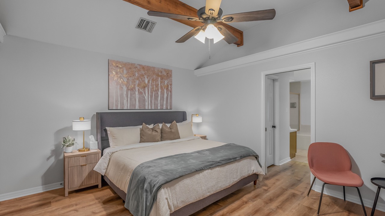 Photo of Bedroom in Shreveport