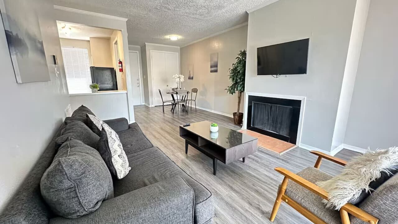 Photo of Livingroom in Nassau Bay