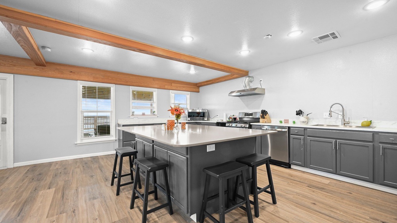 Photo of Kitchen in Golden Meadow