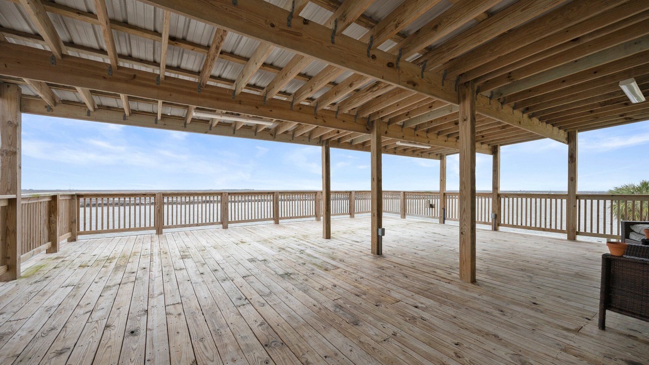 Photo of Patio Balcony in Golden Meadow