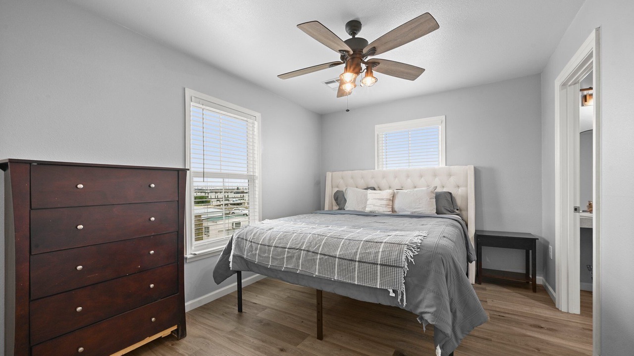 Photo of Bedroom in Golden Meadow