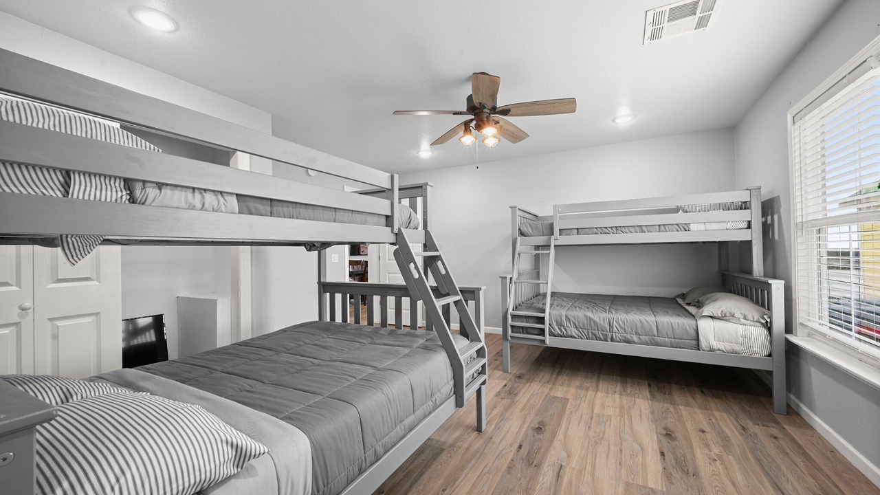 Photo of Bedroom in Golden Meadow
