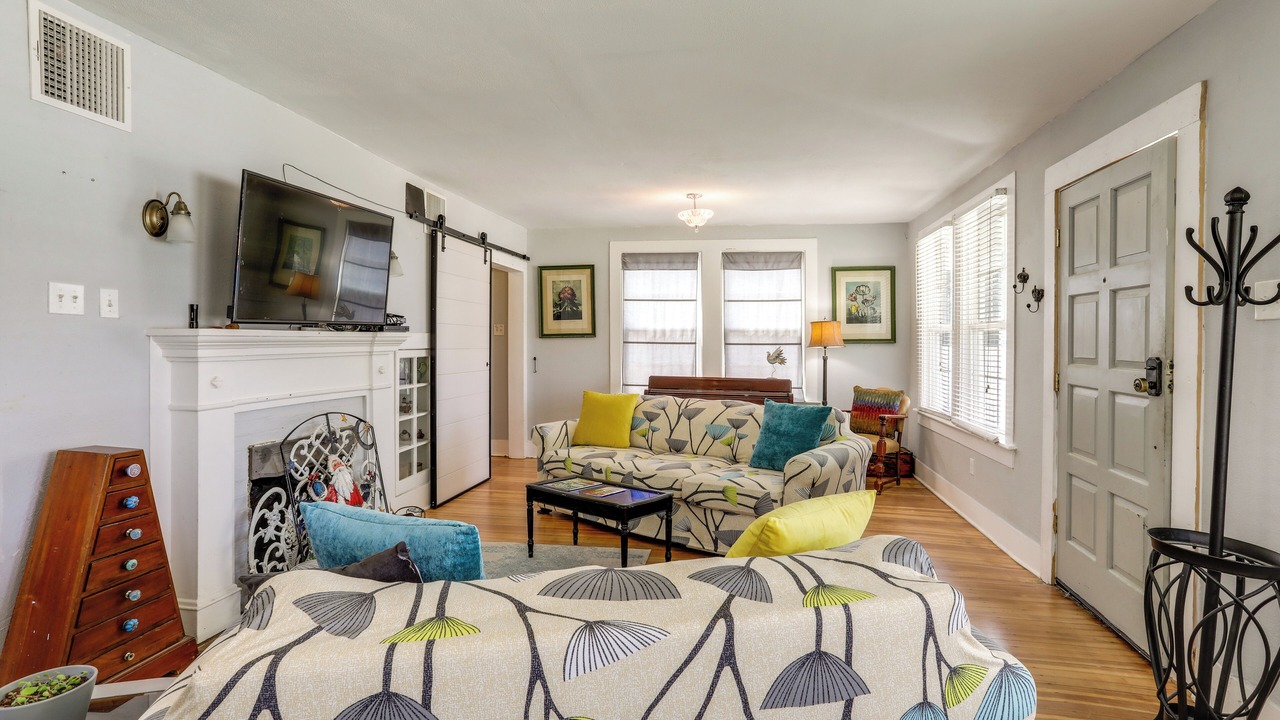 Photo of Bedroom in Mid City South