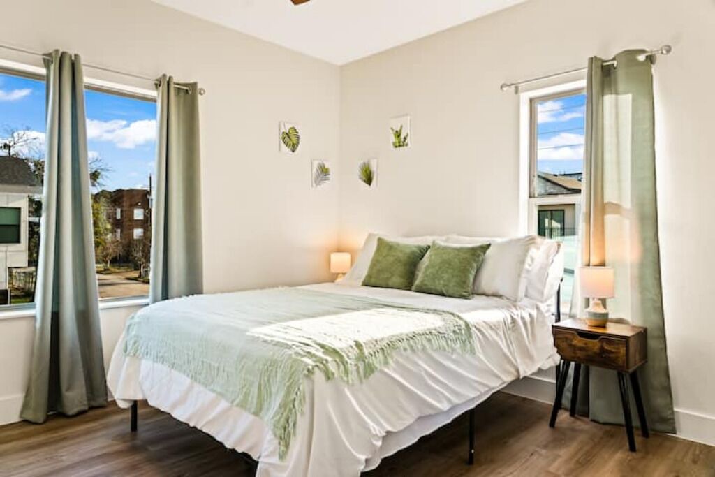 Photo of Bedroom in Old East Dallas