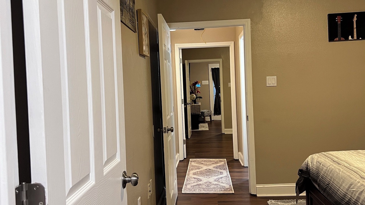 Photo of Bedroom in Holy Cross District
