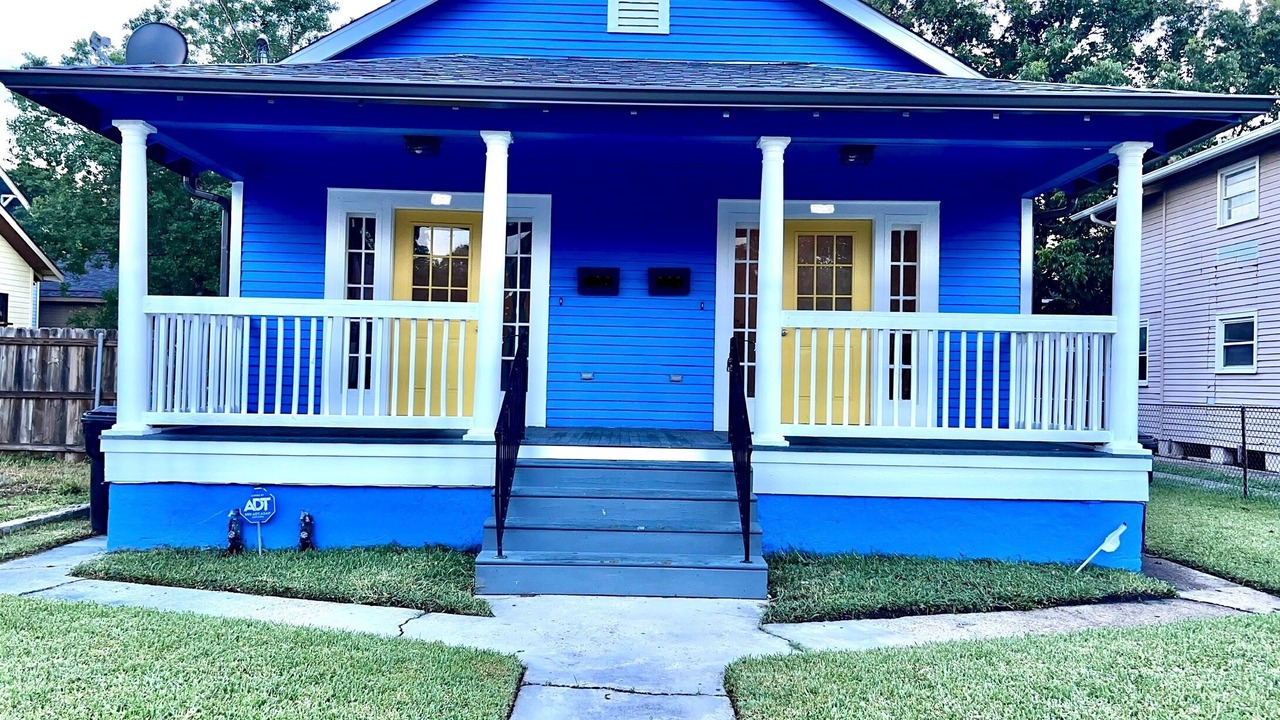 Photo of Outdoor in Holy Cross District