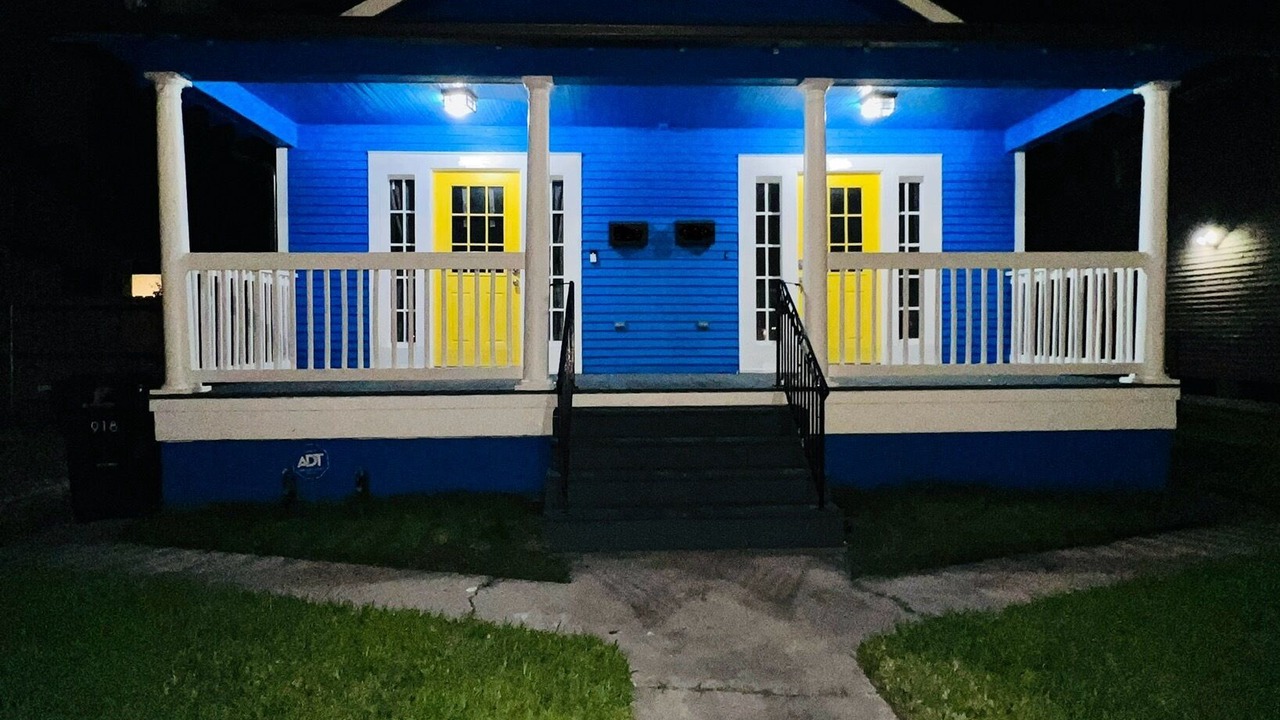 Photo of Outdoor in Holy Cross District