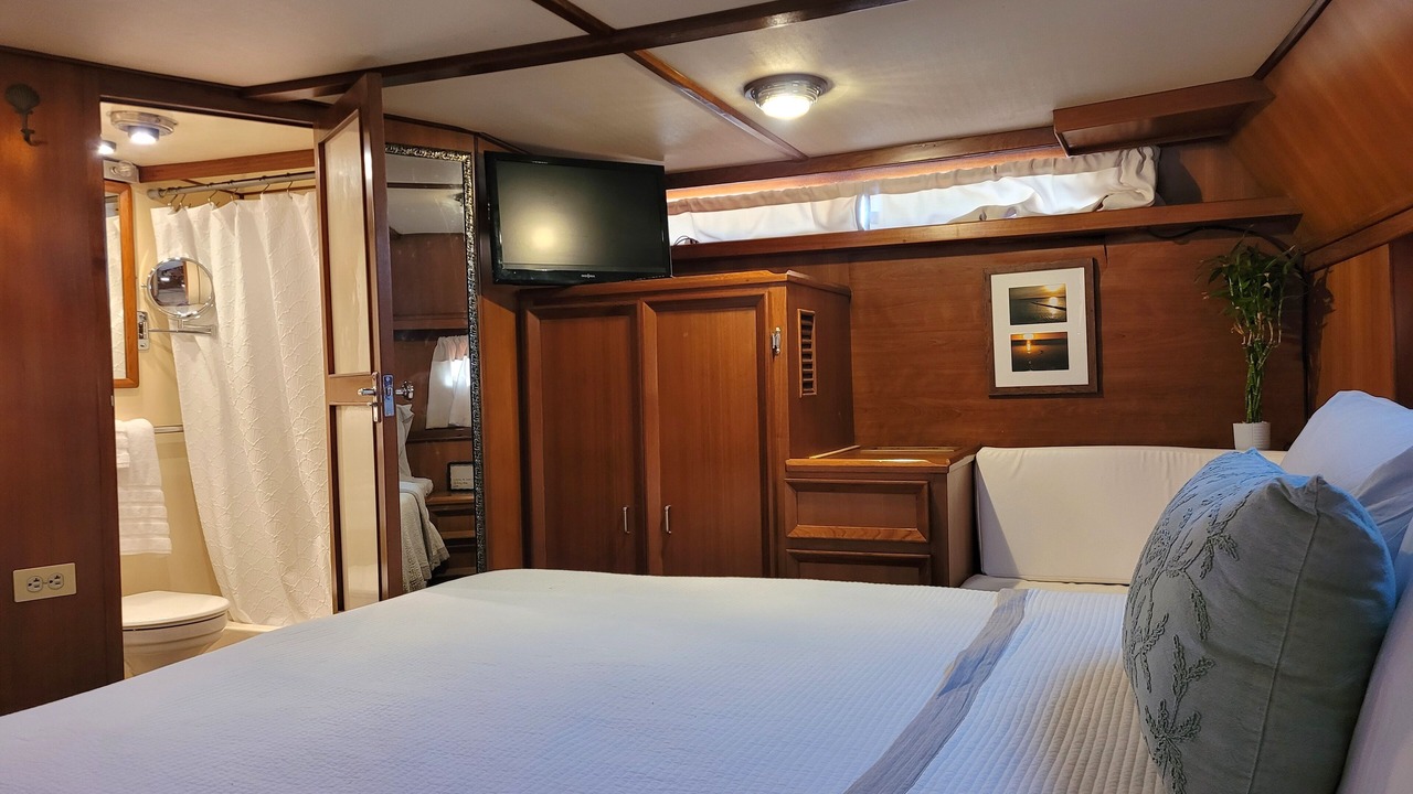 Photo of Bedroom in Madisonville