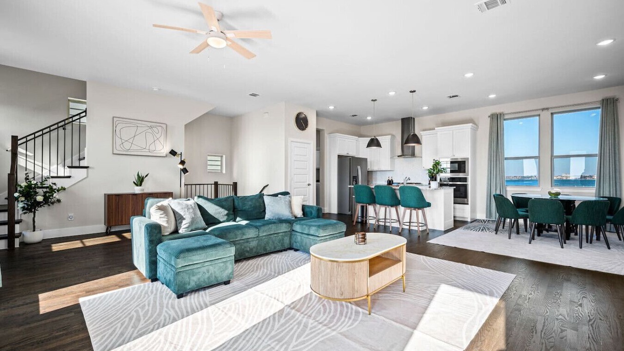 Photo of Livingroom in Rowlett