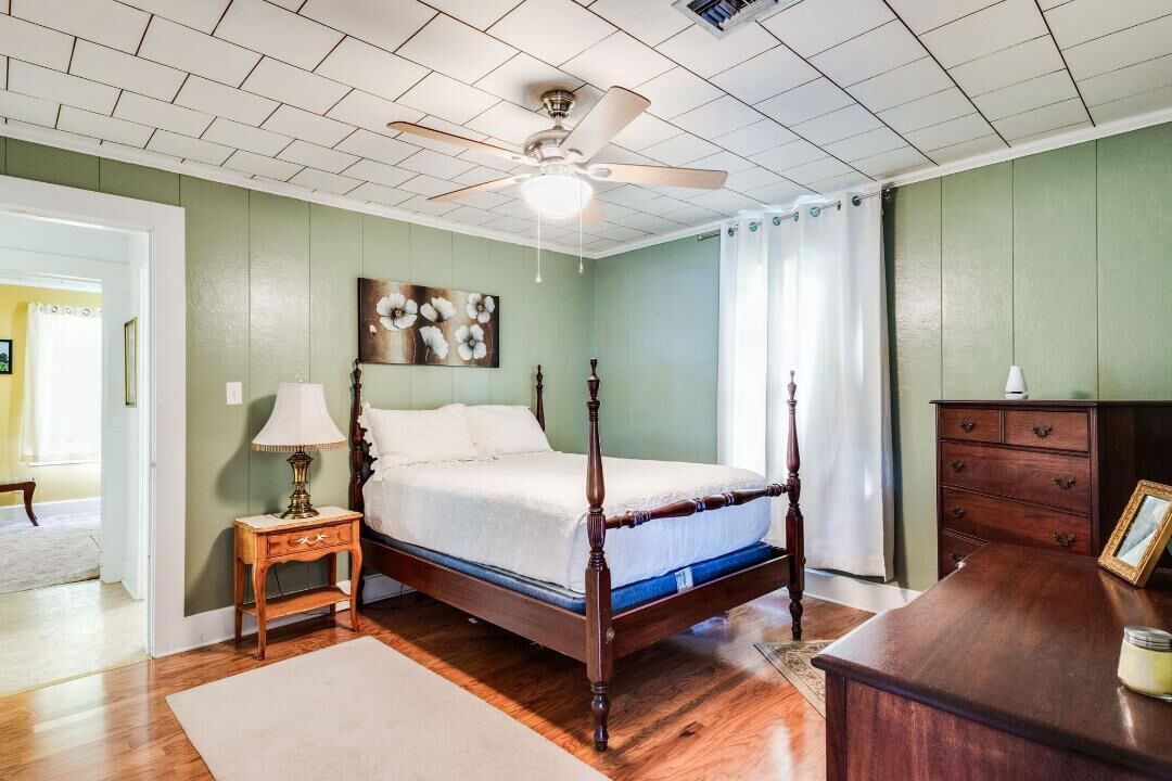 Photo of Bedroom in Lebeau