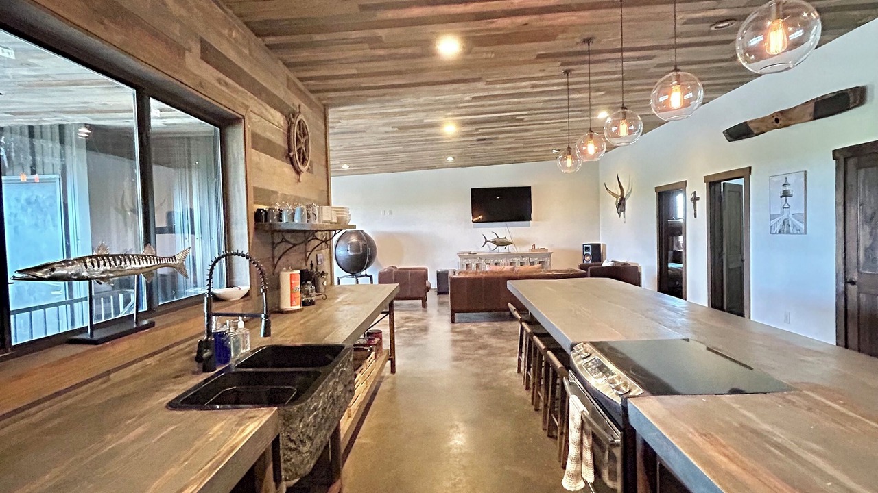 Photo of Kitchen in Boothville-Venice