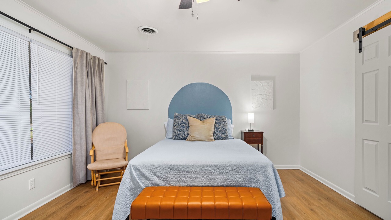 Photo of Bedroom in Pineville