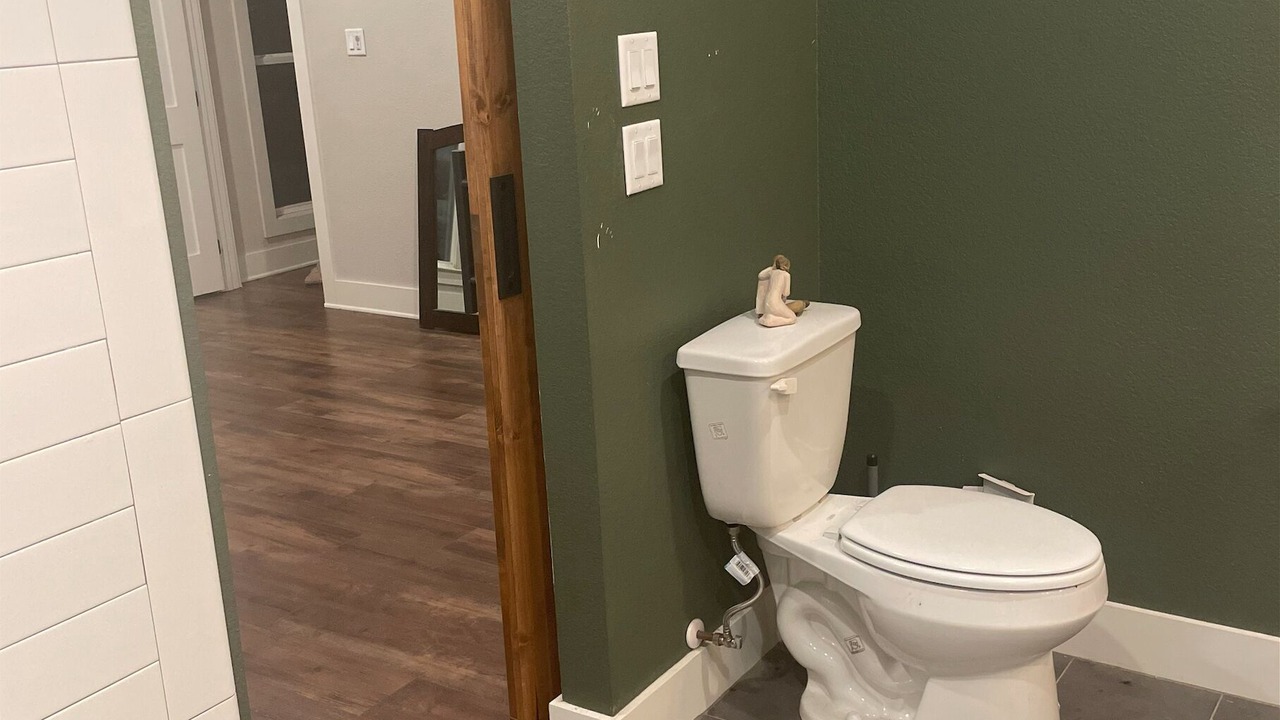 Photo of Bathroom in Era